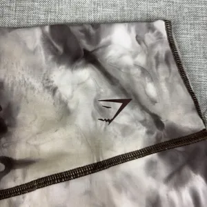 Gymshark Ori Leggings Womens XL Gray Cream Marble Print High Rise 7/8 Yoga thumbnail 2