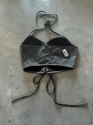PrettyLittleThing‎ Charcoal Grey Faux Suede Lace Up Halterneck Crop Top - M thumbnail 2
