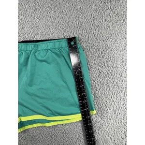 Under Armour Running Shorts‎ Women Medium Elastic Waist Outdoor Athletic 2'' thumbnail 4