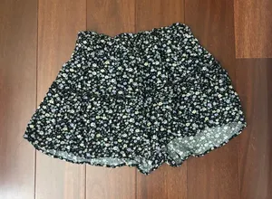 Aeropostale Black Floral Skirt thumbnail 1