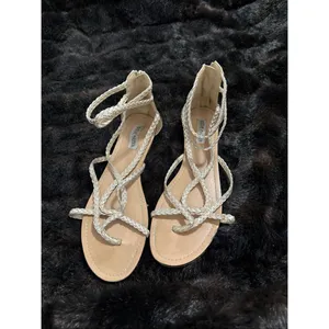 Steve Madden gold strappy sandals ankle zipper braided studded gladiator 12 thumbnail 2
