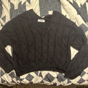 Double Zero Cable Knit Sweater thumbnail 1
