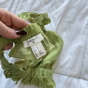 Forever 21 Womens Size Small Green Bralette Top Ruffle Classic Summer Beach‎ thumbnail 7