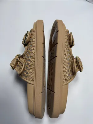 Banana Republic Double Strap Buckle Sandel in blonde New with Tag S-545 Sz 7.5 thumbnail 6