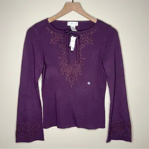 Worthington Mulberry Stretch Ribbed Knit Embroidered‎ Flare Sleeve Keyhole Top thumbnail 2
