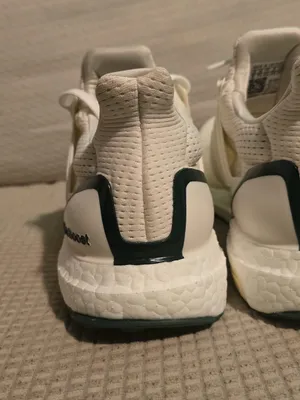 adidas Cream Knit Sneakers with Green Accents thumbnail 9