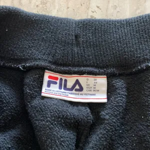 Fila black jogger | fleece cuffed sweatpants | size m thumbnail 2