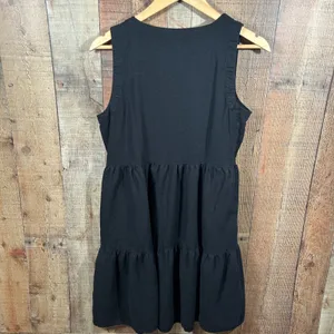Matty M Linen Blend Tiered Dress Medium Black Sleeveless Pockets Casual Summer thumbnail 5