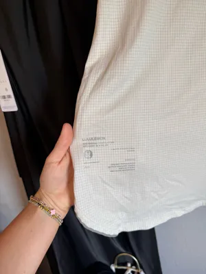 Men’s Lululemon top thumbnail 3
