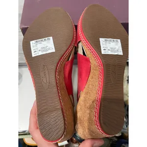Clarks Helio Float4 Red Suede‎ Cork Wedge Sandals Womens 8 Medium New thumbnail 5