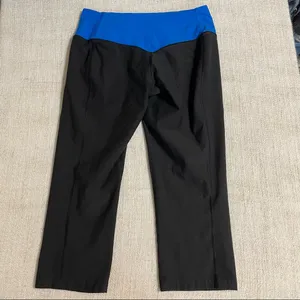 Nike Women’s Capri Leggings thumbnail 5
