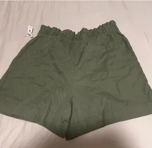 Old Navy Shorts Bottoms Pants thumbnail 2