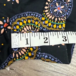 Maeve by Anthropologie‎ Black Abstract City Shorts size 0 thumbnail 5