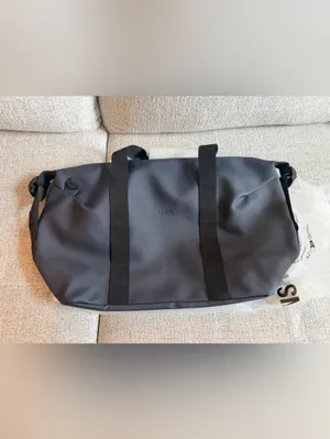NWT Rains Hilo Weekend Overnight Bag size small waterproof Navy thumbnail 9