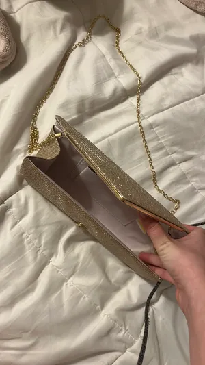 Gold purse thumbnail 3