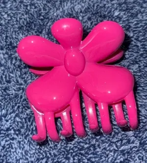 Pink Flower Hair Claw Clip - Bright Pink NWT thumbnail 1