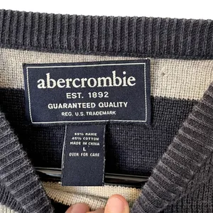 Abercrombie navy and gray knit crewneck sweater comfortable warm winter top thumbnail 5