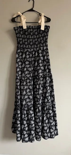 Black Floral Francesca's Dress thumbnail 1