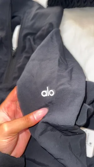 Alo cropped rain pull over  thumbnail 3