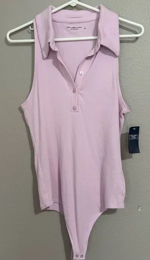 NEW Abercrombie & Fitch lavender soft ribbed bodysuit women’s size large thumbnail 1