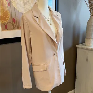 HYFVE Cream Blazer Size Large NWT Capsule Preppy Minimalist thumbnail 3