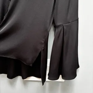 Alice + Olivia Myrtle Trumpet Sleeve Black Silk Blouse XS thumbnail 6