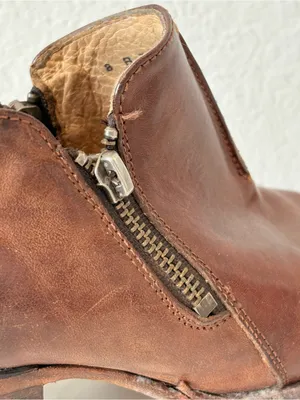 Frye Poined Toe Ankle Boots Brown Leather Western Block Heels Women’s Size 8 B thumbnail 12