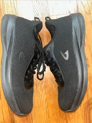 Fabco Women`s Athletic Flex Non-Slip Black Sneakers size 10 thumbnail 2