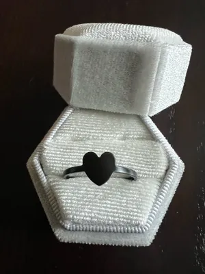 Women’s Stainless Steel Black Heart Shape Adjustable Ring Size 6-9 thumbnail 2