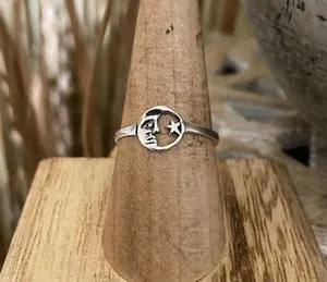 Moon and Star Solid Sterling Silver Ring Size 7,8,9 thumbnail 1