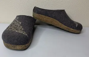 Haflinger Clog Slippers Slip On Gray Embroidered Pattern Women’s Sz 37 US 6 thumbnail 1