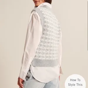 Abercrombie & Fitch Gray Houndstooth Knit Sweater Vest Size Small EUC thumbnail 4