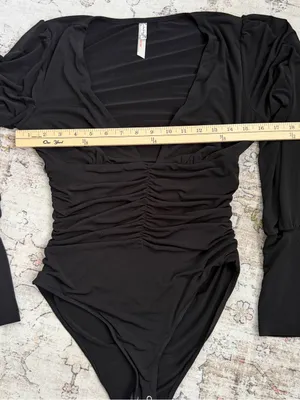 Free People Black Long Sleeve V-Neck Ruched Bodysuit thumbnail 4