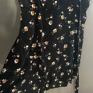 Abercrombie & Fitch Black Floral Mini Dress Size Medium thumbnail 5