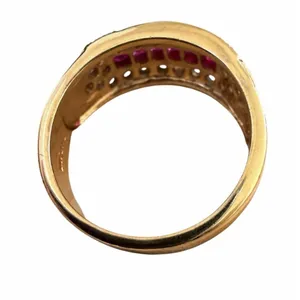 Statement Ring with pink Channel thumbnail 8