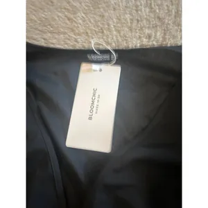 Woman size 18-20 elegant dress sparkles thumbnail 5