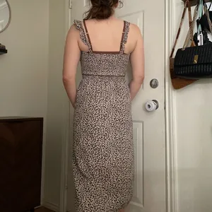 Abercrombie & Fitch Smocked Midi Dress with side slit cheetah print size xsmall‎ thumbnail 4
