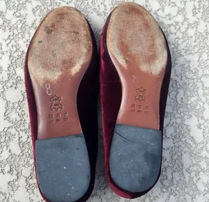 Schutz Burgundy Velvet Loafers Size 6 B Studded Slip On Flats Preppy thumbnail 9
