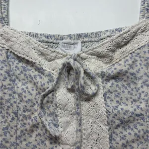 Sienna Sky Blue Floral Smocked Crop Top - Lace Trim & Puff Sleeves thumbnail 6