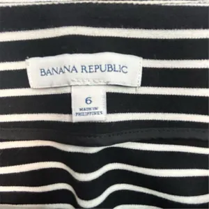 Banana Republic Women's Black‎ & White Striped Pencil Skirt Size 6 thumbnail 7