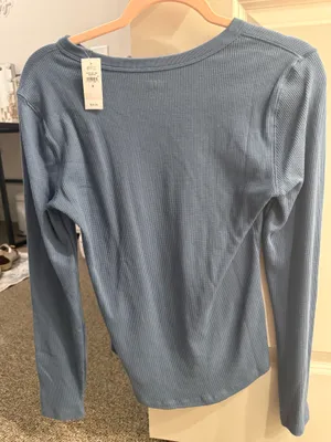 Long Sleeve Gap Shirt thumbnail 1