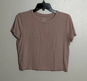 Aerie Women's Mauve‎ Tan Ribbed Crewneck Short Sleeve Crop Top Minimalist size M thumbnail 1