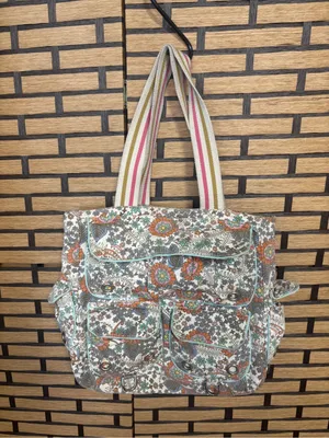 Floral shoulder bag thumbnail 1