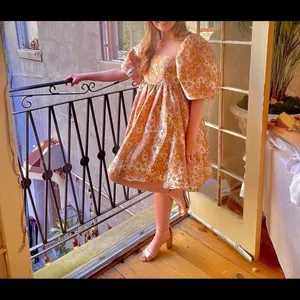 Storia Floral Puff Sleeve Dress thumbnail 5