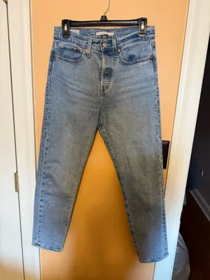 Levi’s Wedgie Straight Women’s Premium Jeans thumbnail 1