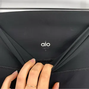 ALO YOGA 7/8 High-Waist Ripped Warrior Black S thumbnail 5