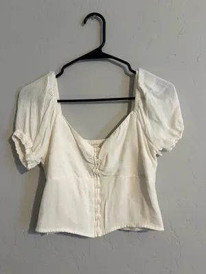 Hollister Top thumbnail 2
