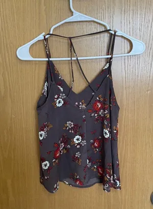 Wet Seal Floral Tank Top thumbnail 2