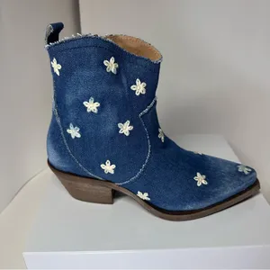 NEW Sundance Western Sojourner Boots Women’s 38 8 Denim Cowgirl Boho Made Italy thumbnail 6
