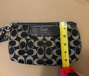 Vintage Coach Wristlet Wallet Black thumbnail 11